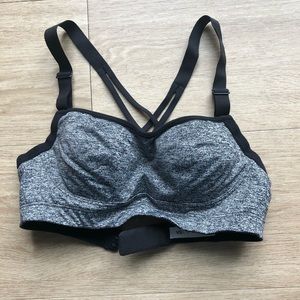 32B VS Sports Bra